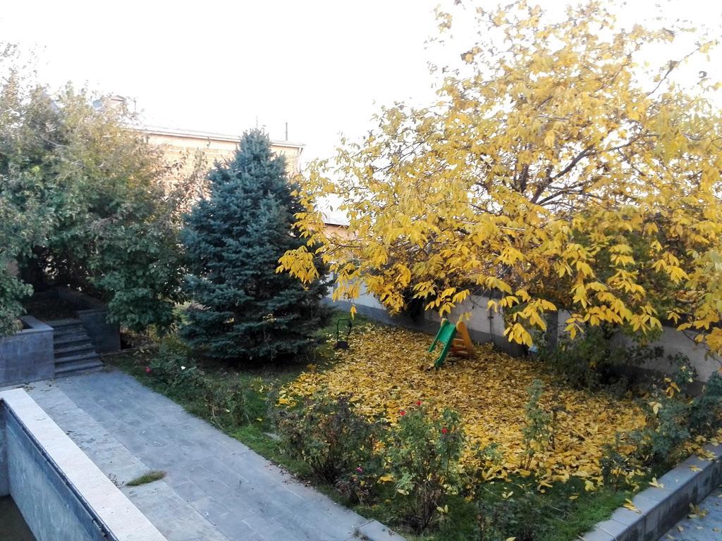 Villa Rosa Ереван Екстериор снимка